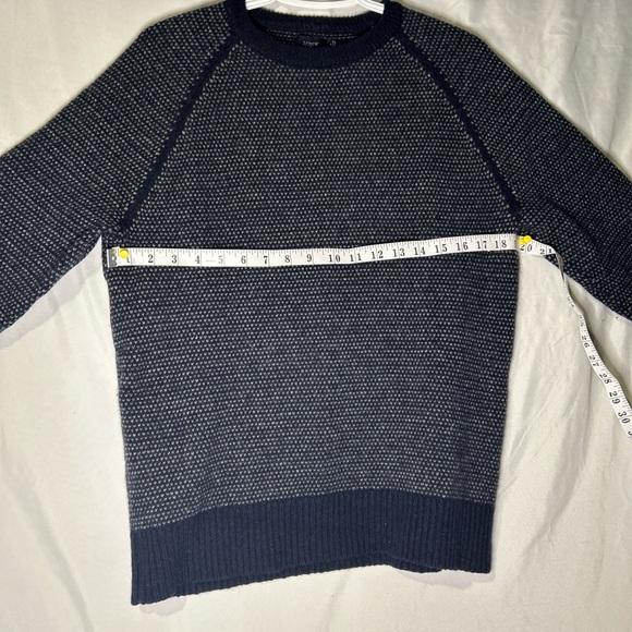 J. Cree Men's Navy Sweater - Picture 2 of 12